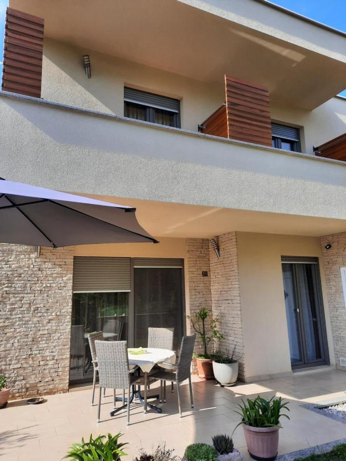 Green Garden Apartment Poreč Exterior foto