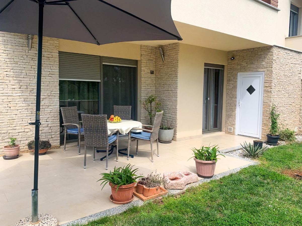 Green Garden Apartment Poreč Exterior foto